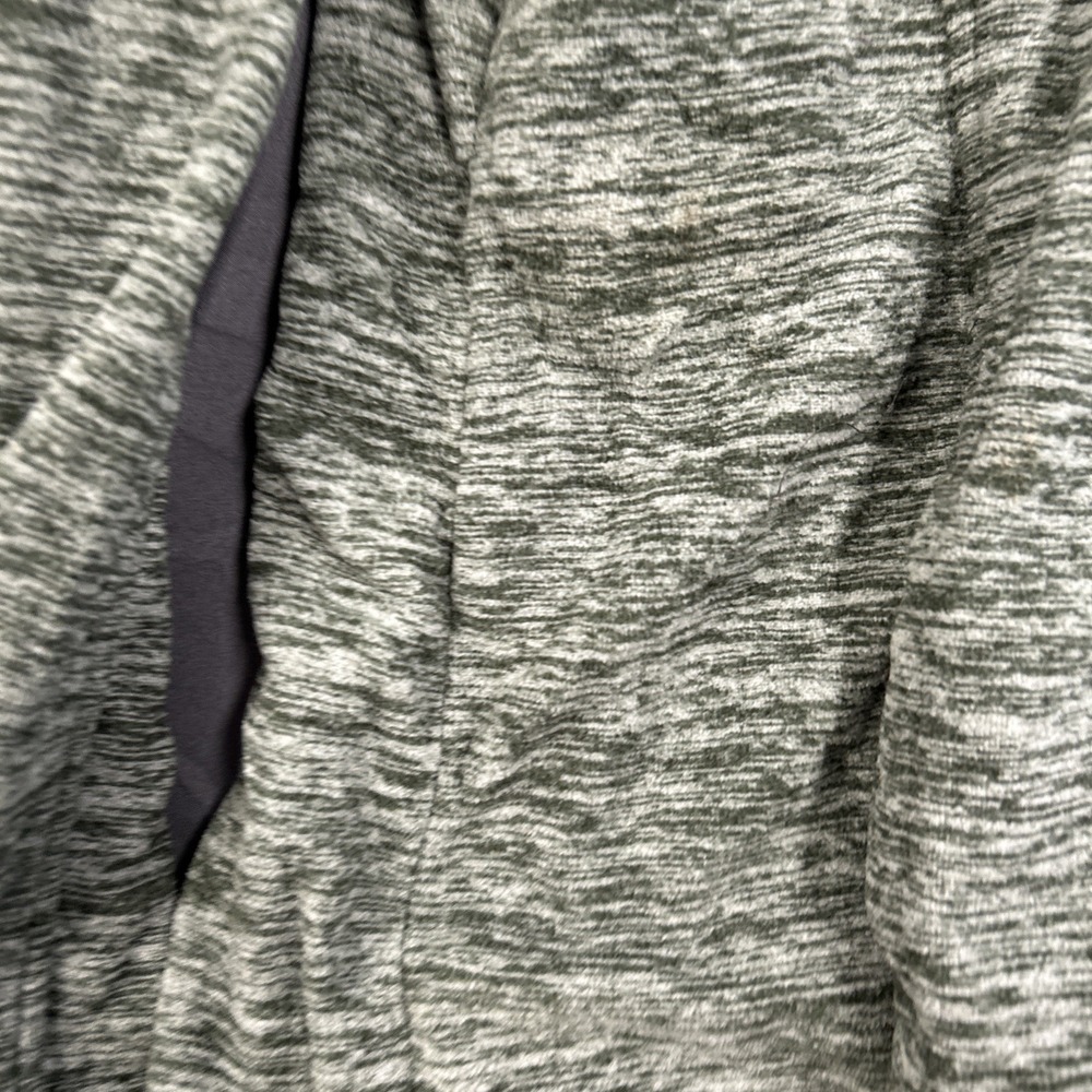 Snozu brand gray and black zip-up fleece jacket 2X